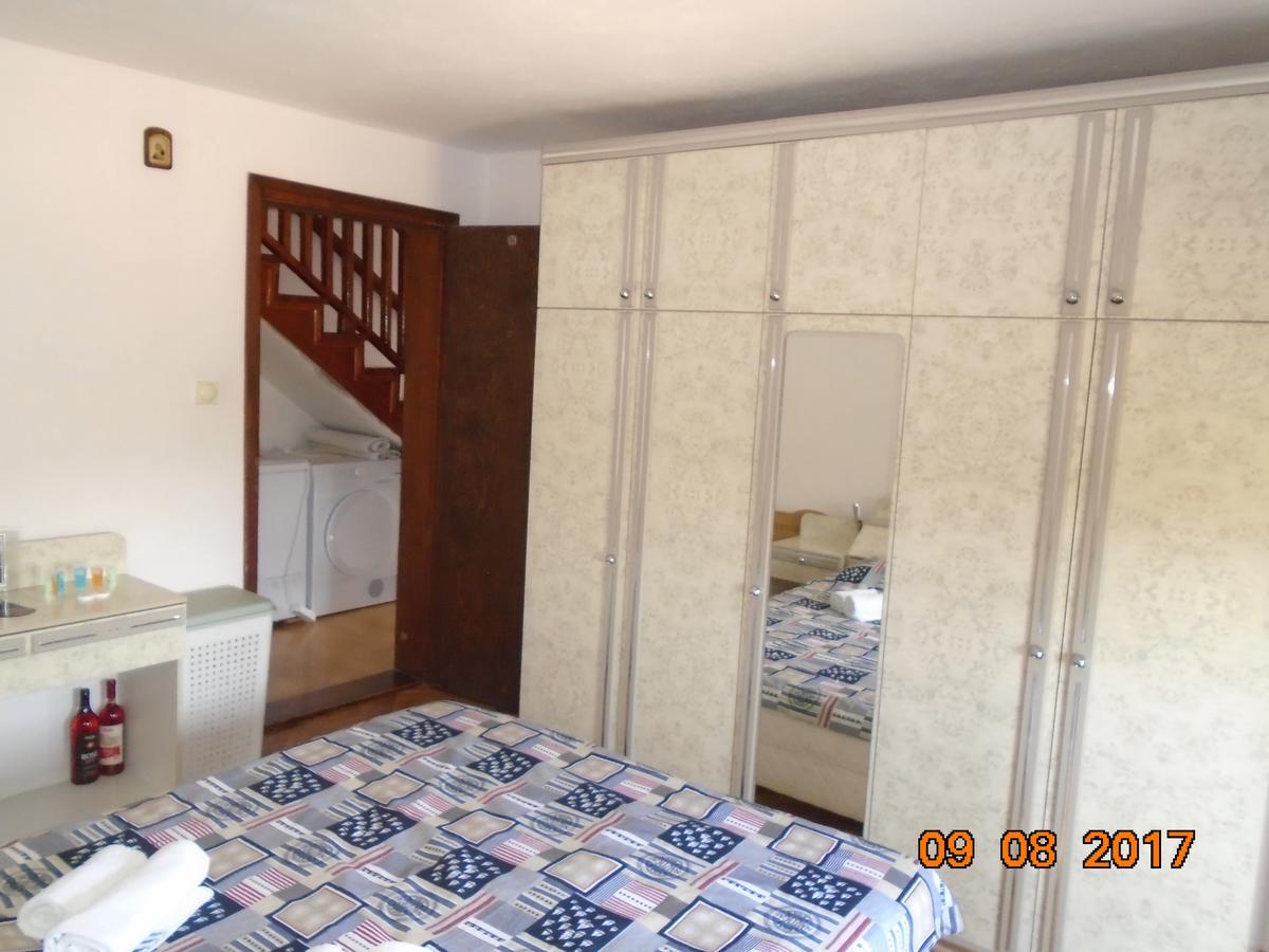 Guesthouse Kuzmanovic Guča Eksteriør billede