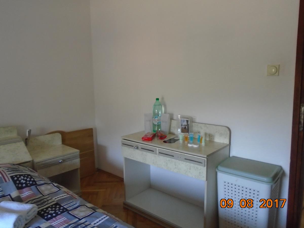 Guesthouse Kuzmanovic Guča Eksteriør billede
