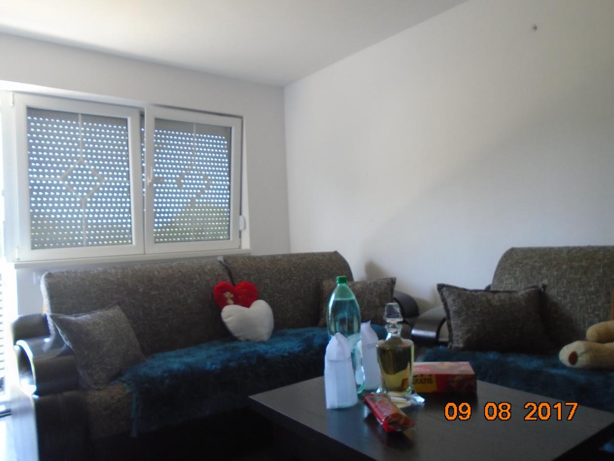 Guesthouse Kuzmanovic Guča Eksteriør billede