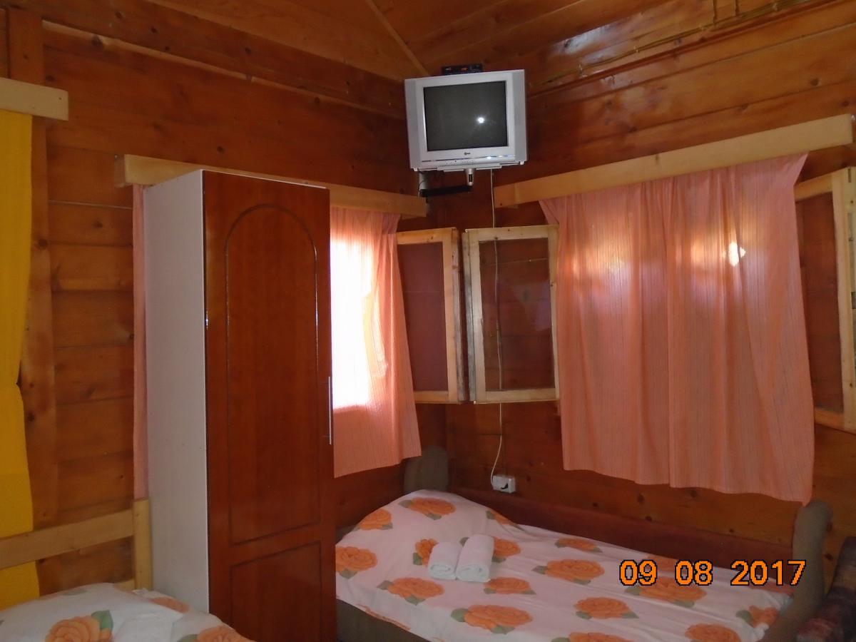 Guesthouse Kuzmanovic Guča Eksteriør billede