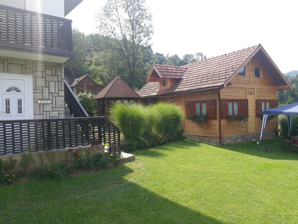 Guesthouse Kuzmanovic Guča Eksteriør billede